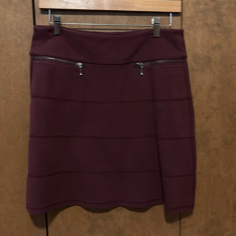 Athleta Knit A-Line Skirt, sz. small